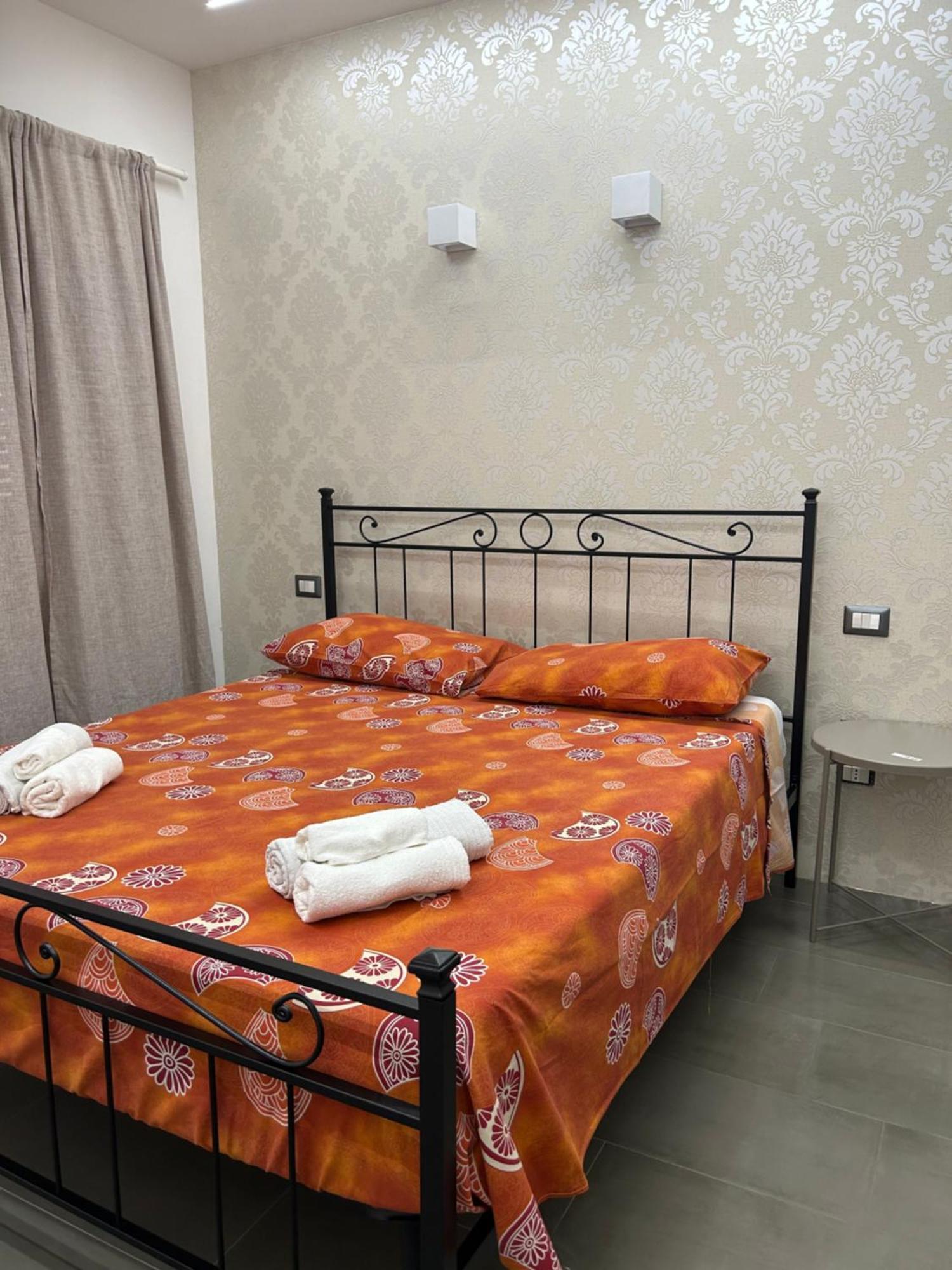 Central Station House Catania-Fontanarossai nemzetközi repülőtér Kültér fotó